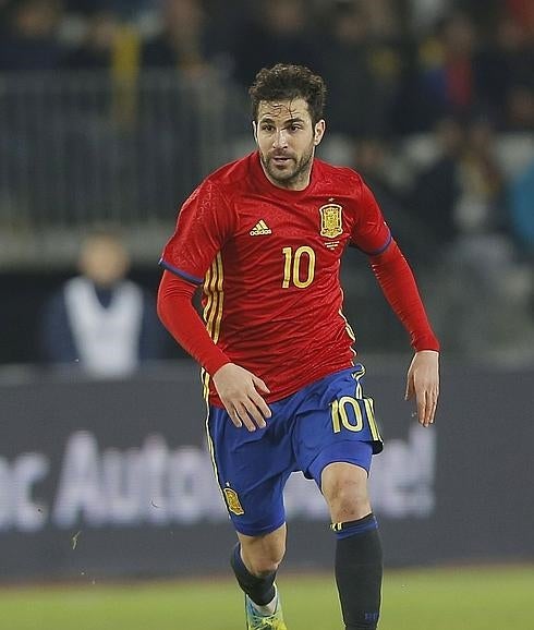 Cesc, en un partido con la selección. 