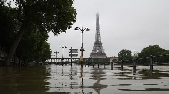 El río Sena, desbordado.