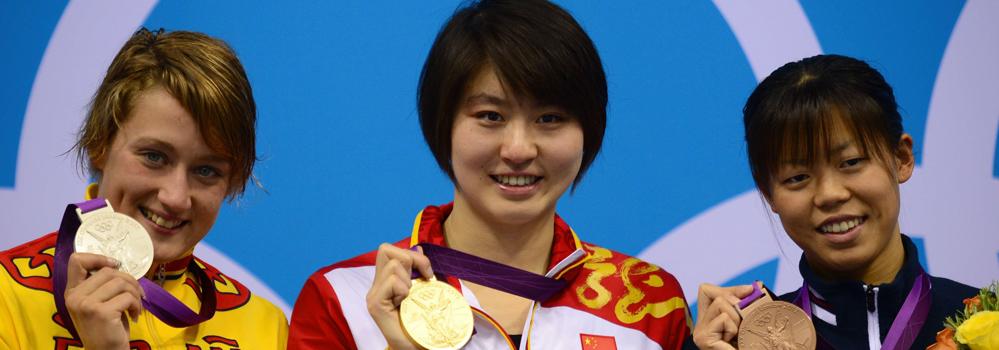 Mireia Belmonte, con su plata en Londres. 