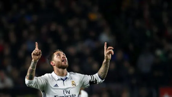 Ramos celebra su gol ante el Barcelona. 