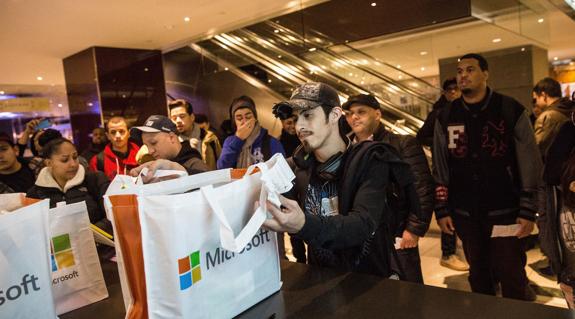 Compradores de XBox en Nueva York. 