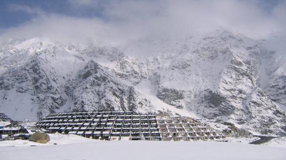 La estación de Piau Engaly se encuentra en el Pirineo francés, muy cerca de la frontera con España