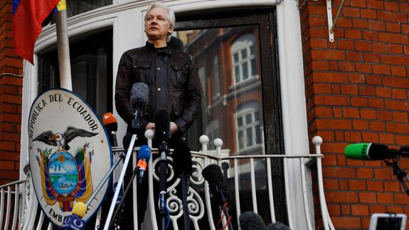 Julian Assange.