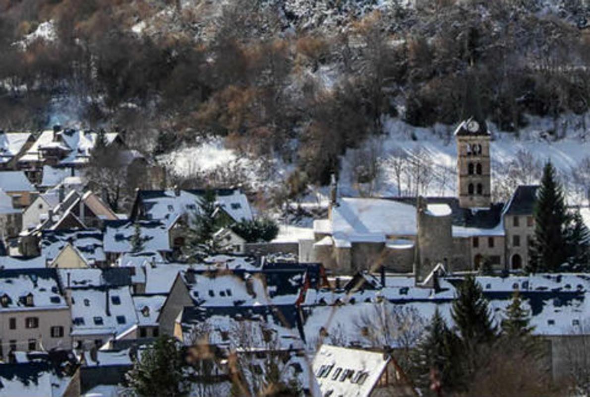 Vista de Artíes, Lérida. 