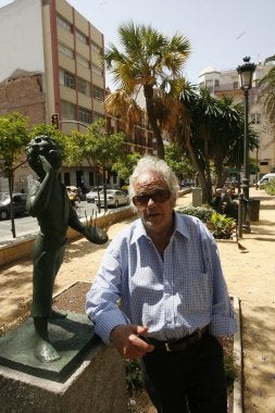 El Jardín de los Monos de Málaga recupera sus esculturas
