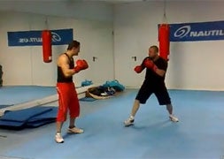 Chulito de gimnasio VS ex-campeón del mundo