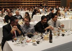 Un momento del maridaje de esta mañana. / Álvaro Cabrera Vídeo: Salvador González y Marta Lupión