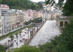 La eternidad del lujo, Karlovy Vary