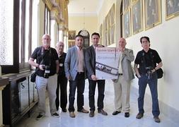 Los organizadores, en la presentación de la exposición en el Ayuntamiento
