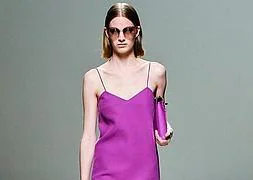 Max Mara es una de las firmas que apuesta por este color en su colección primavera-verano 2014. SUR