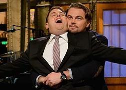 Los actores Jonah Hill y Leonardo DiCaprio, en plena parodia. :: R. C.