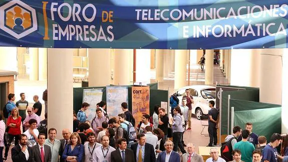 Empresas acercan a Informática y Teleco la realidad del sector