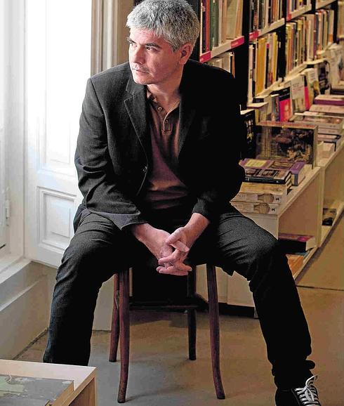 Juan Bonilla acaba de ganar el Premio de Novela Mario Vargas Llosa