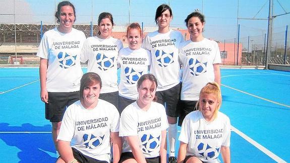 Las Montessori, uno de los equipos de la Facultad de Educación, fueron subcampeonas del Trofeo Rectora de fútbol-sala.