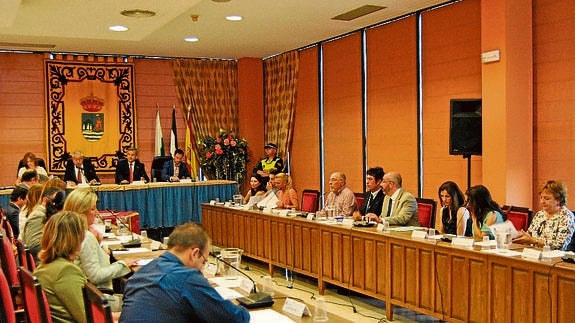 Sesión plenaria extraordinaria del Ayuntamiento el día de ayer.
