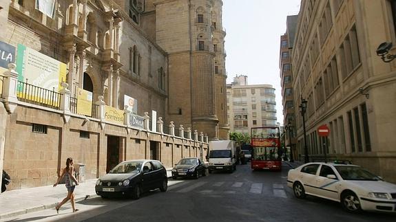 Las constructoras tiran los precios