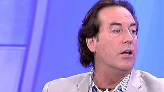 Pipi Estrada, contra Emma García: "Sor valores de las escaleras, la que va de digna por la vida"