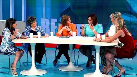 La mesa de 'Amigas y conocidas'.