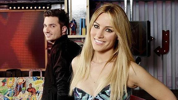 Los presentadores de 'Todo va bien', Xavi Rodríguez y Edurne.