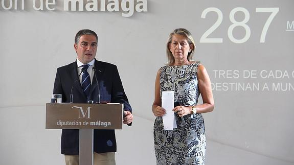 Elías Bendodo, en su comparecencia. 