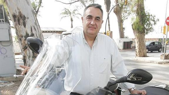 Pertierra no ejerce desde que sufrió un grave accidente de moto. 
