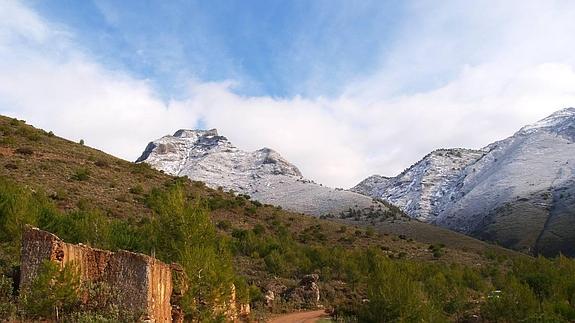El paraje de la Fuente del Esparto está en el parque natural de la Sierra Almijara.