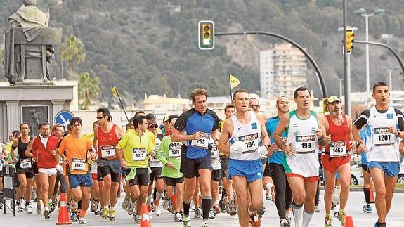 Corredores que participaron en la Maratón del pasado año en la capital. 