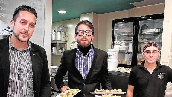 Jesús Anaya, José M. Morales y Ramón Robledo, en Abreboca.