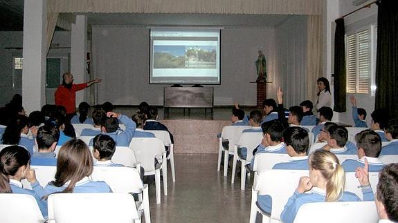 Charla en el colegio concertado La Marina. 