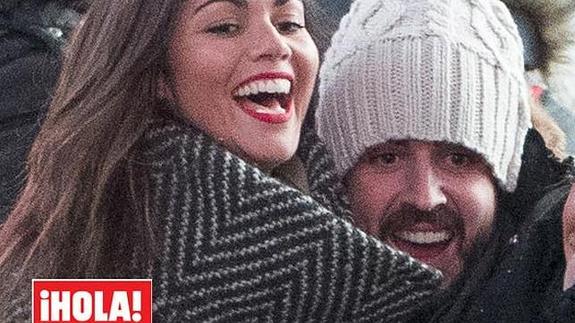 Fernando Alonso y Lara Álvarez, en las fotos publicadas por ¡Hola! esta semana. 