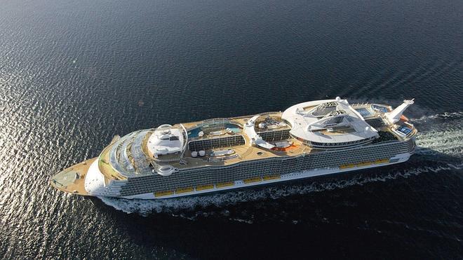 Los siete cruceros más espectaculares que llegarán en 2015 a Málaga