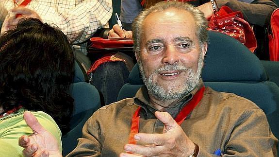 Julio Anguita participa esta tarde en Málaga en su primer mitin de IU en quince años