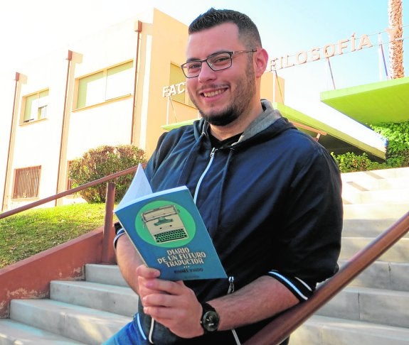 «Creo que deberían enseñar más a ser traductores y menos a traducir»