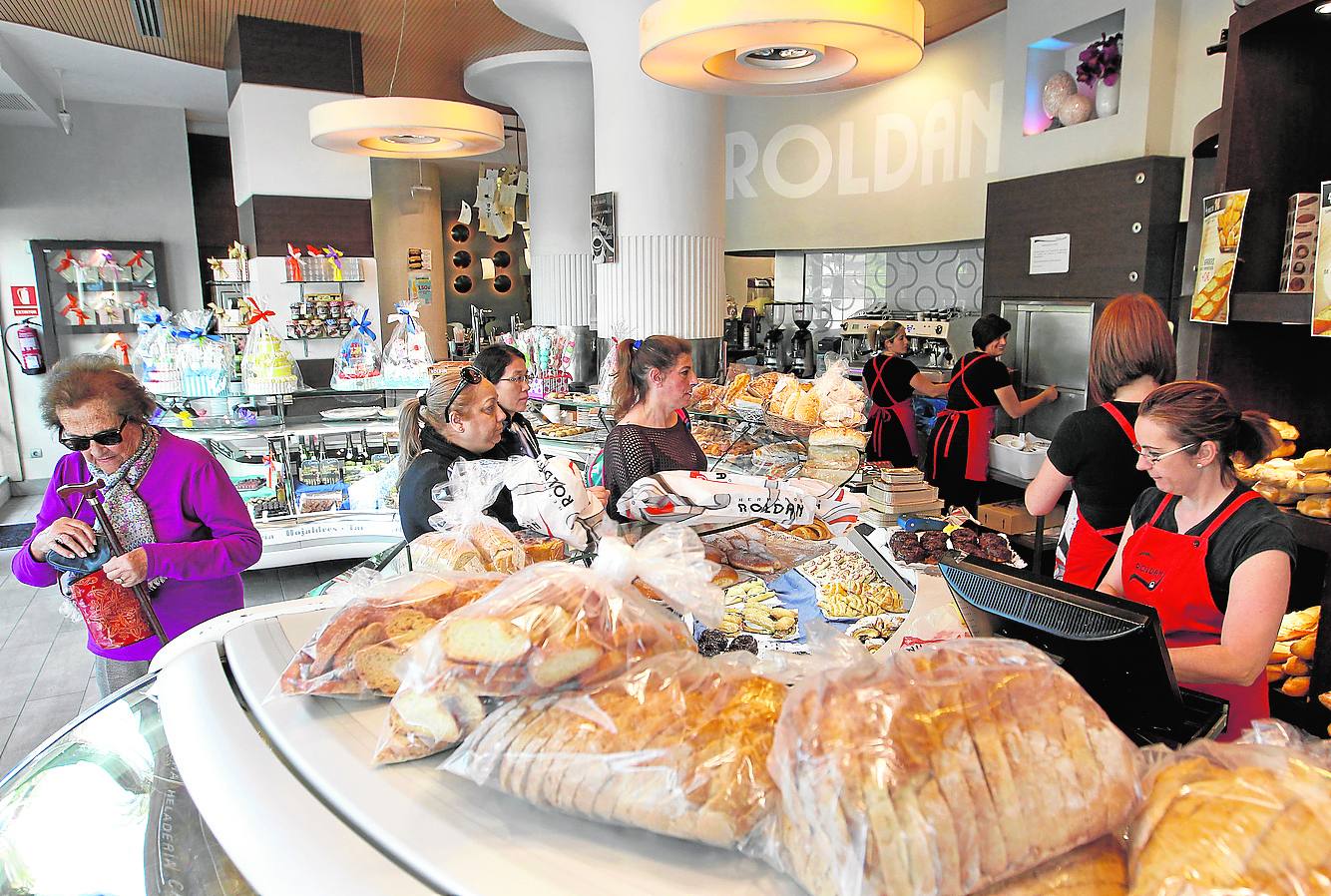 Una de las tiendas de Pastelerías Roldán en Córdoba.