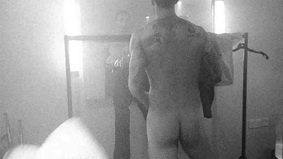 Adam Levine, de Maroon 5, revoluciona Internet con un desnudo