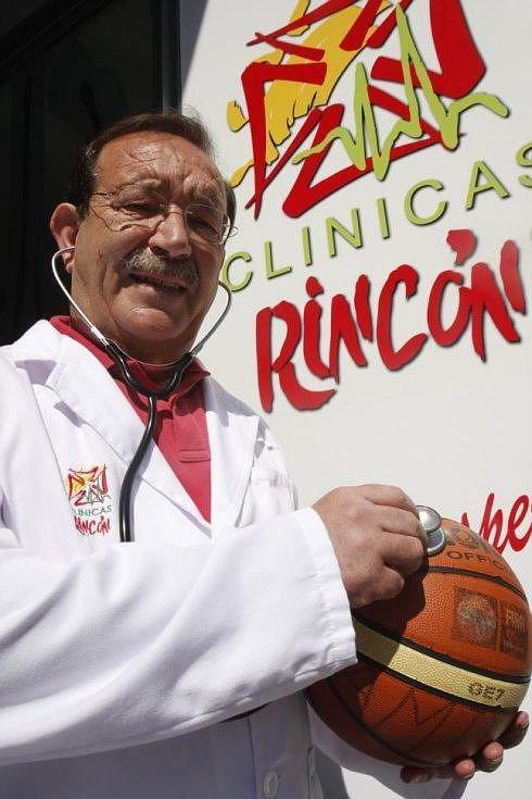 Manuel Rincón dirige las clínicas especializadas en sanidad privada. 