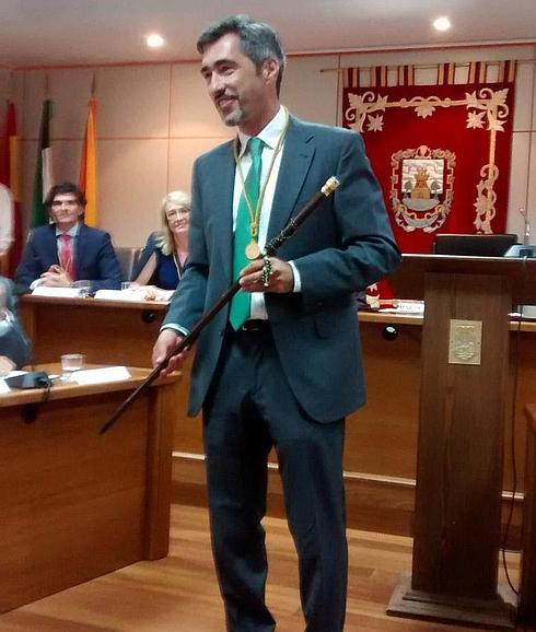 El socialista Víctor Navas, nuevo alcalde de Benalmádena