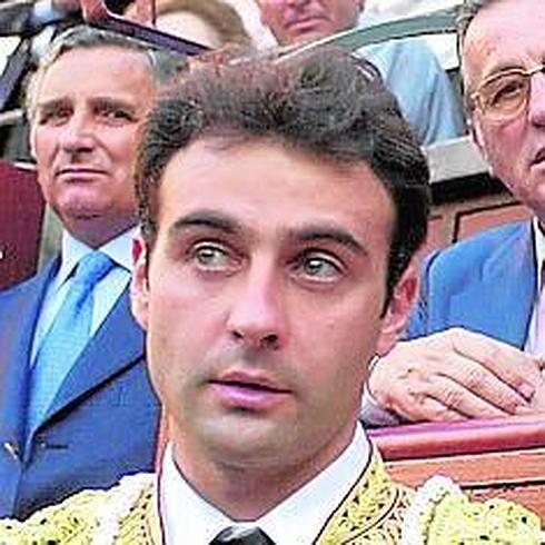 Ponce dirigirá la clase práctica donde se lidiarán novillos de su ganadería. 