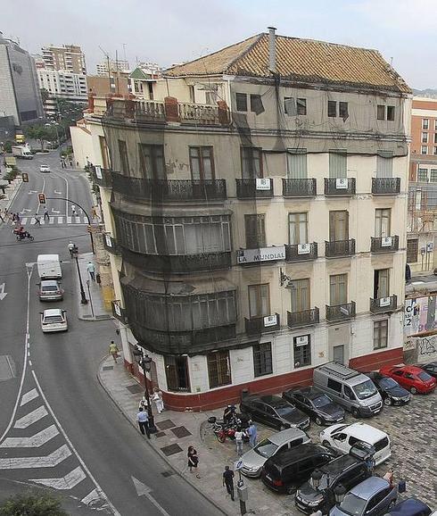 La oposición insta al Ayuntamiento a proteger La Mundial y no permitir el hotel de 10 plantas