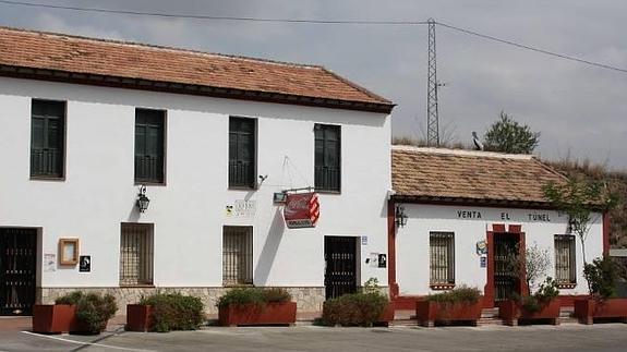 Patio de la venta El Túnel