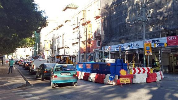 El lateral norte de la Alameda, esta mañana, tras el corte. 