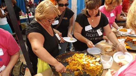 La iniciativa organizada por la Asociación de Mujeres (AMUAXA) de Rincón de la Victoria. 