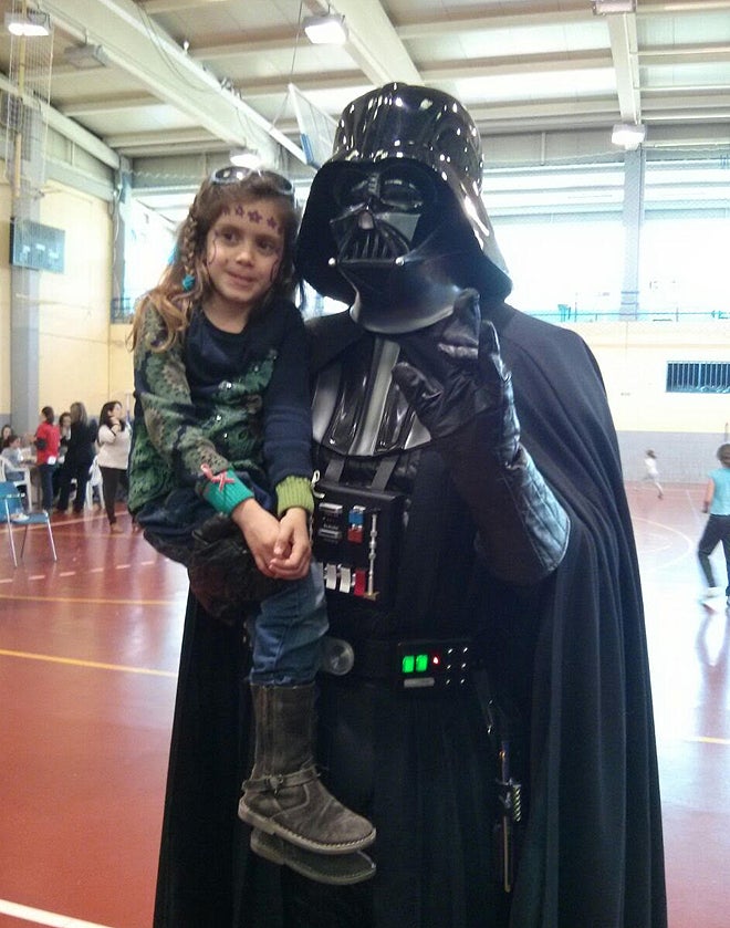 Darth Vader, Javier Dana, con su hija, Mara.