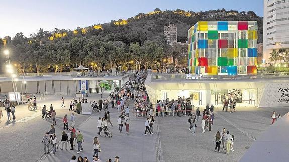 'Otra noche' invita a reflexionar en torno a la modernidad en el Centre Pompidou Málaga