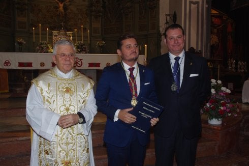 Eduardo Pastor, en el centro, junto a Francisco Aranda y José María Romero. 