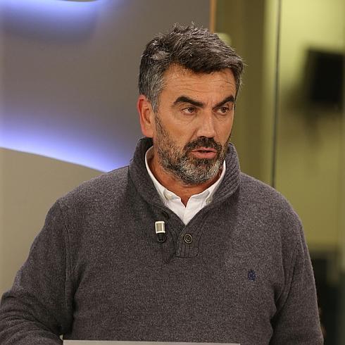 Francisco Guzmán, candidato de IU: "Para ver a un mileurista sólo tengo que mirarme al espejo".