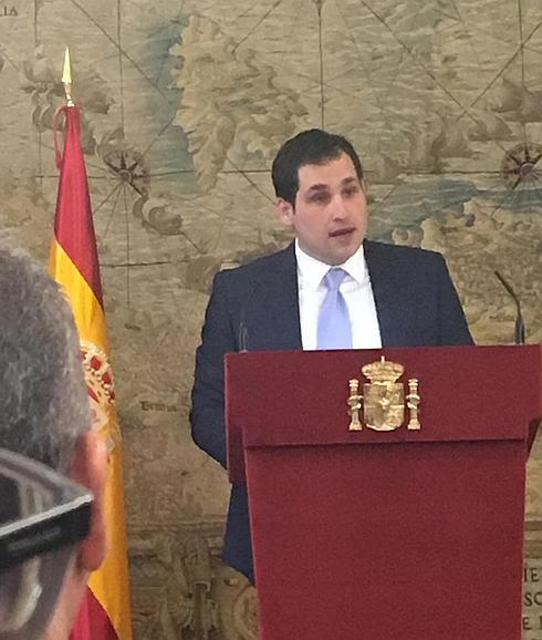 El abogado malagueño Elías Cohen en un momento de su intevención. 