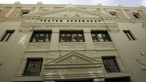 Fachada del Teatro Echegaray. 