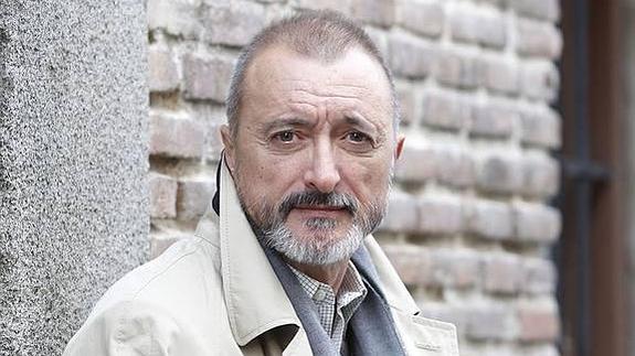 El escritor Arturo Pérez-Reverte