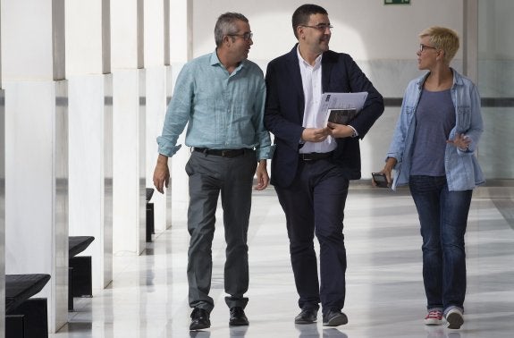 El PSOE pide que una comisión audite las cuentas de Acuamed en Andalucía